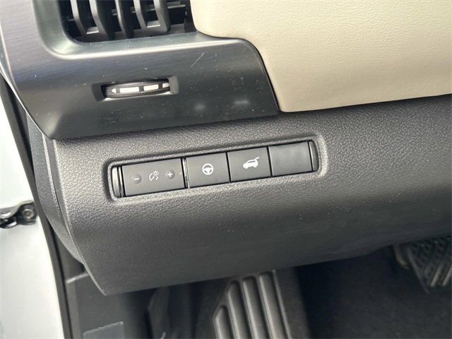 New 2025 Nissan Pathfinder SL image 27