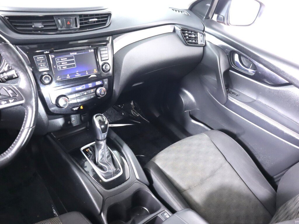 Used 2019 Nissan Rogue Sport SV w/ All-Weather Package FWD image 35