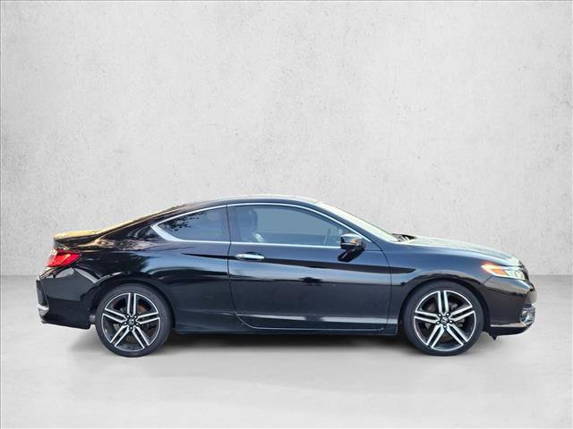 Used 2016 Honda Accord Touring image 4