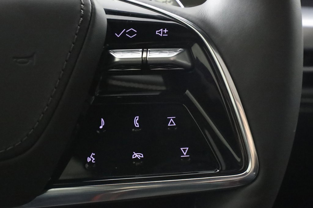 Used 2025 Cadillac Escalade V image 22