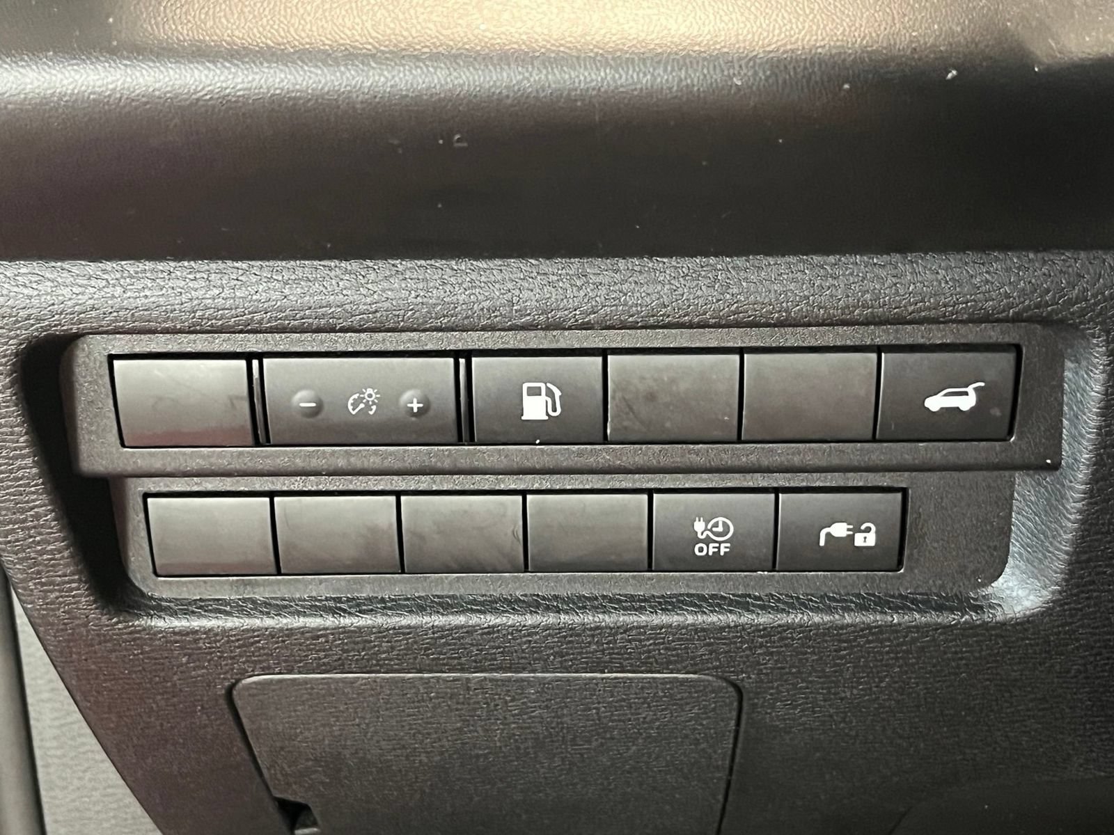 Used 2024 Mitsubishi Outlander SE AWD/4WD image 32