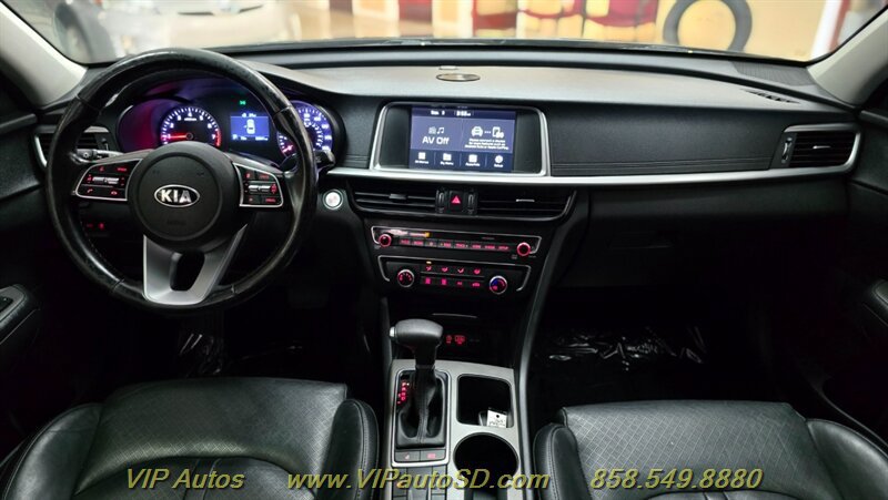 Used 2020 Kia Optima SE FWD image 17