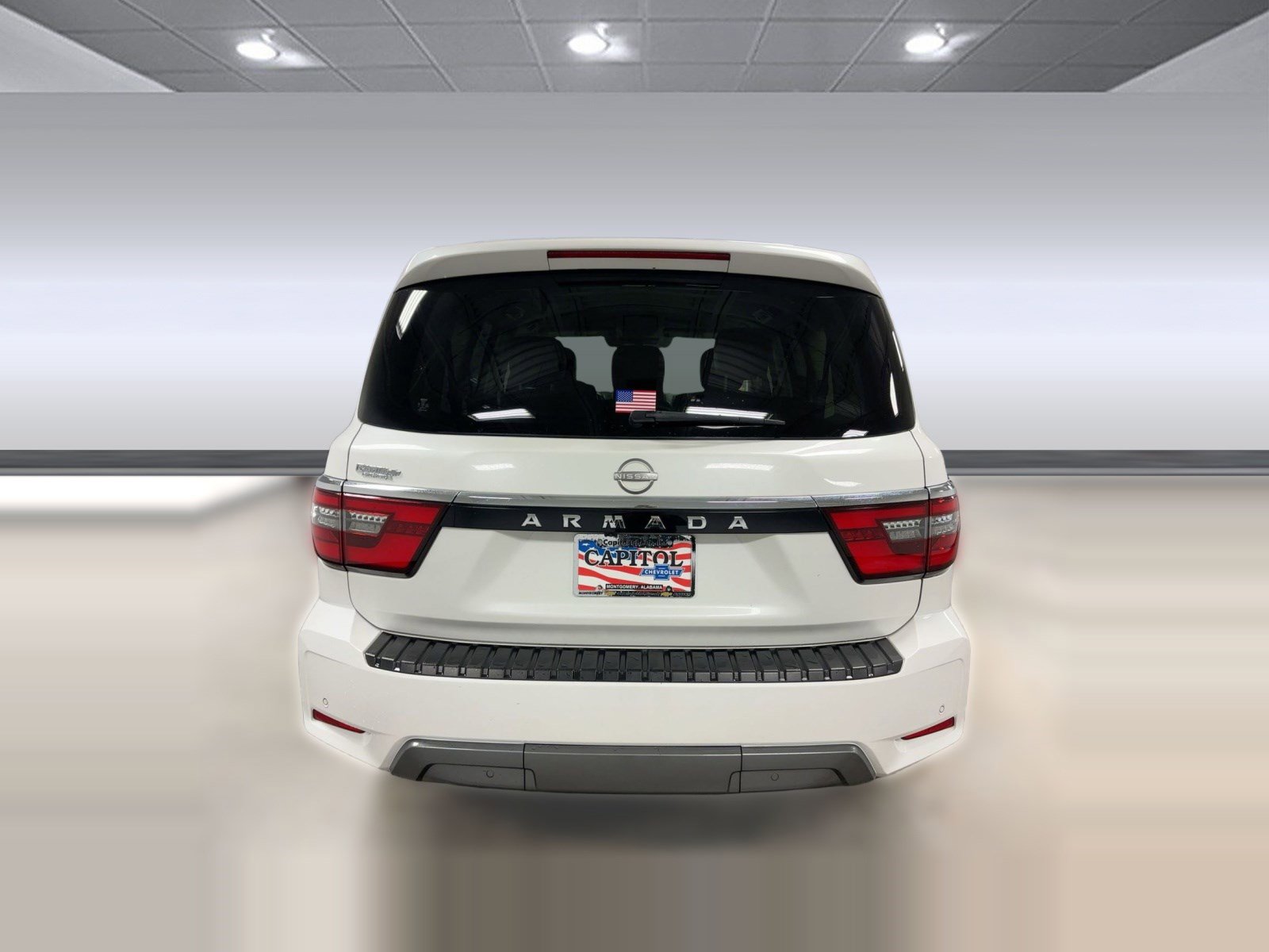 Used 2021 Nissan Armada SV image 9