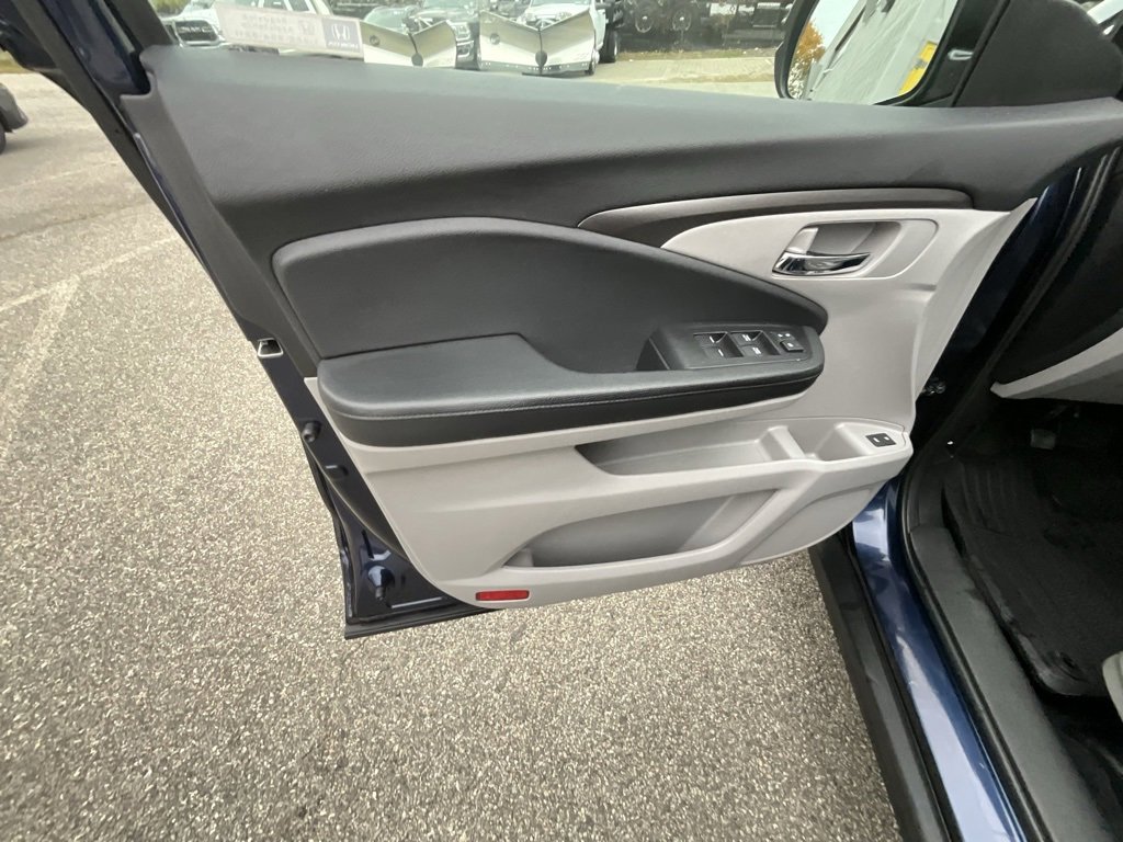 Used 2017 Honda Pilot EX-L image 7