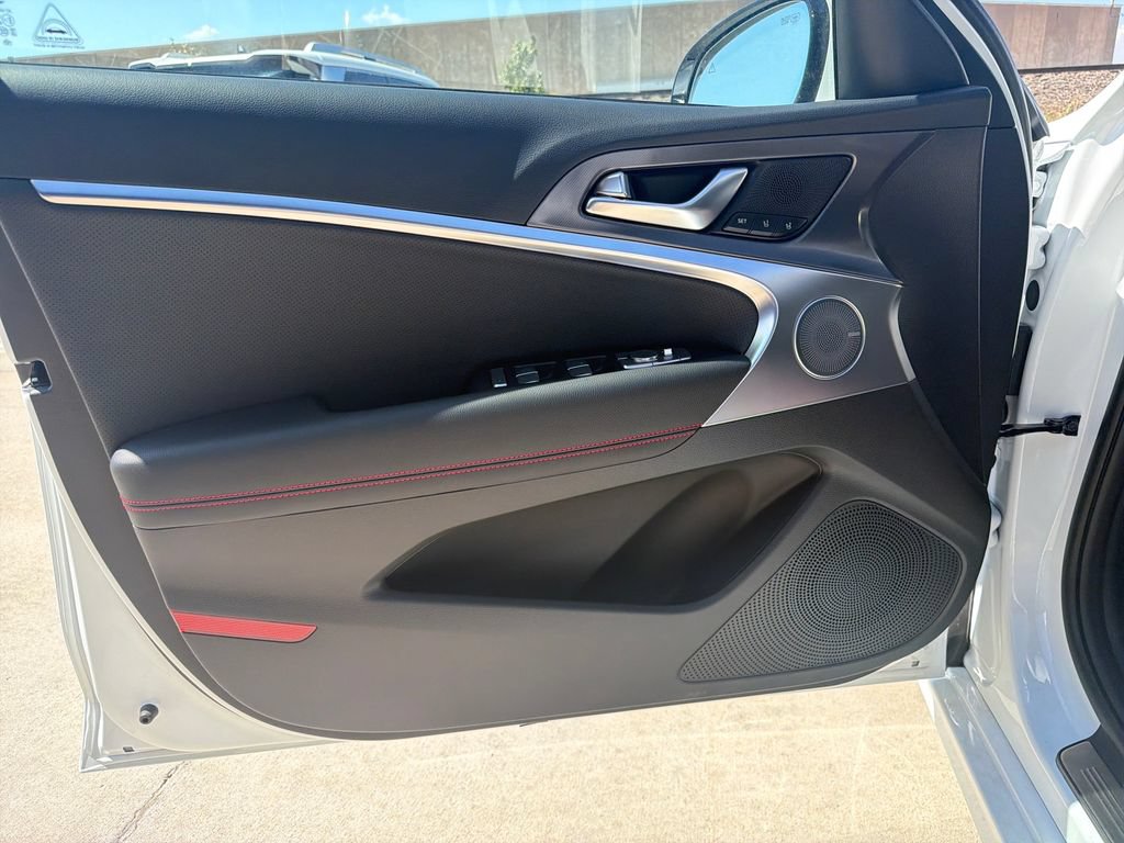 New 2026 Genesis G70 3.3T Sport Prestige AWD/4WD image 12