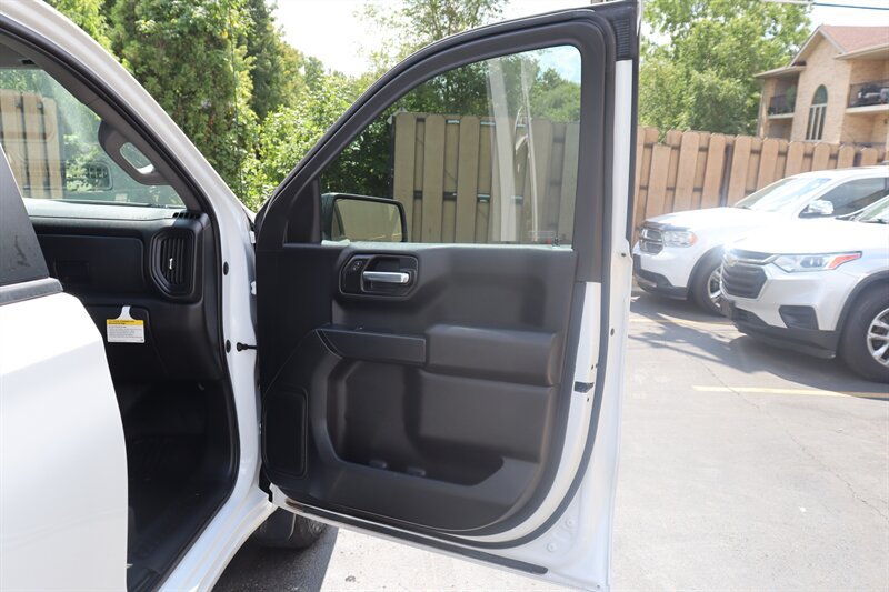 Used 2023 Chevrolet Silverado 1500 W/T w/ WT Value Package AWD/4WD image 24
