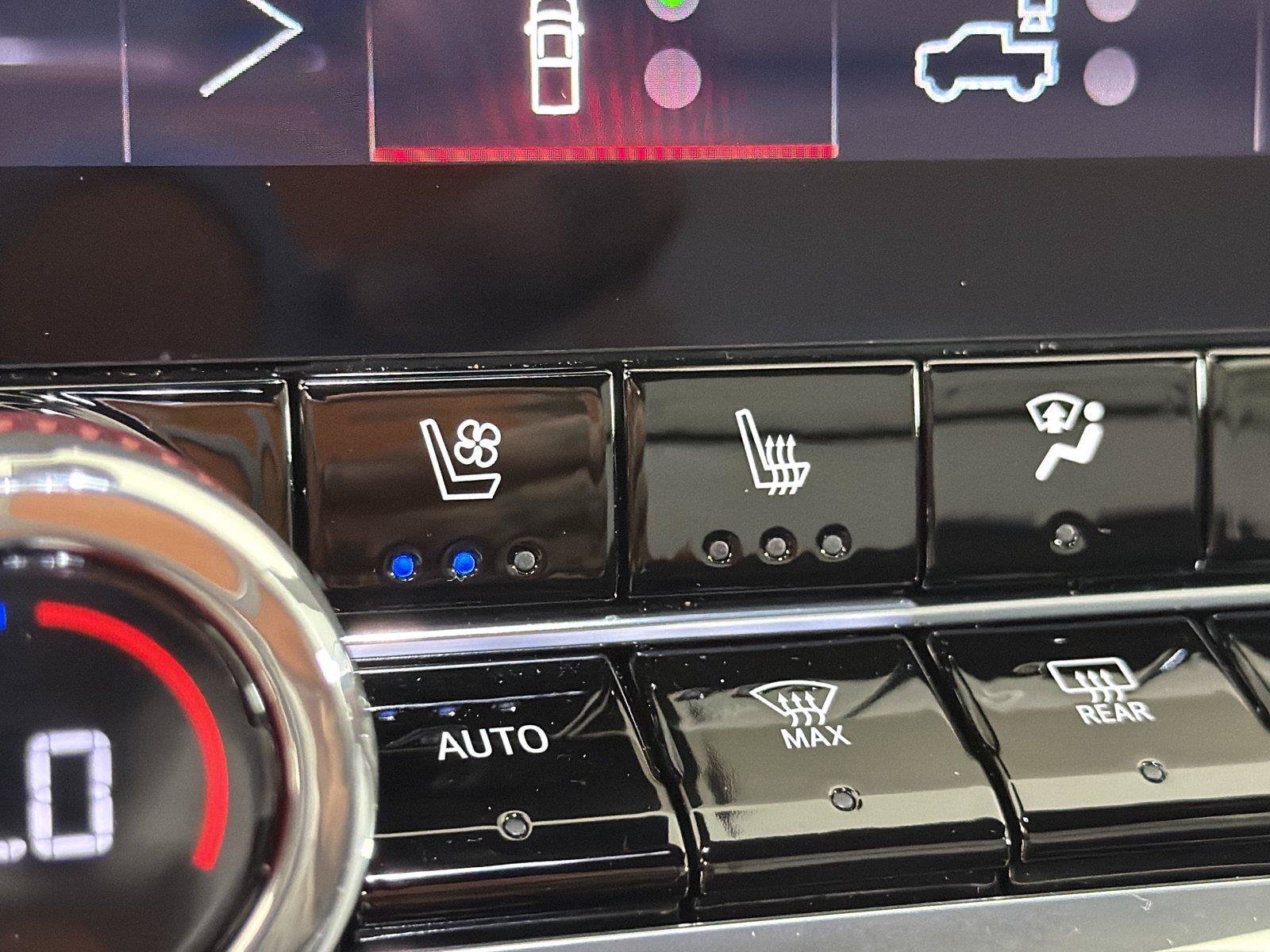 Used 2024 GMC Canyon AT4X AWD/4WD image 29
