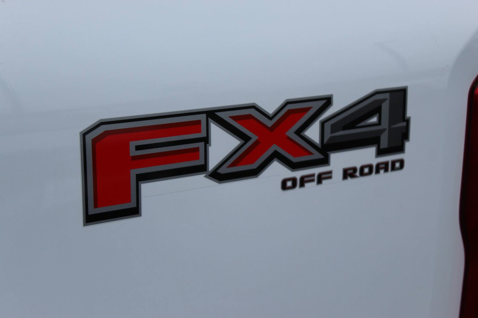 New 2026 Ford F350 XLT w/ FX4 Off-Road Package image 4