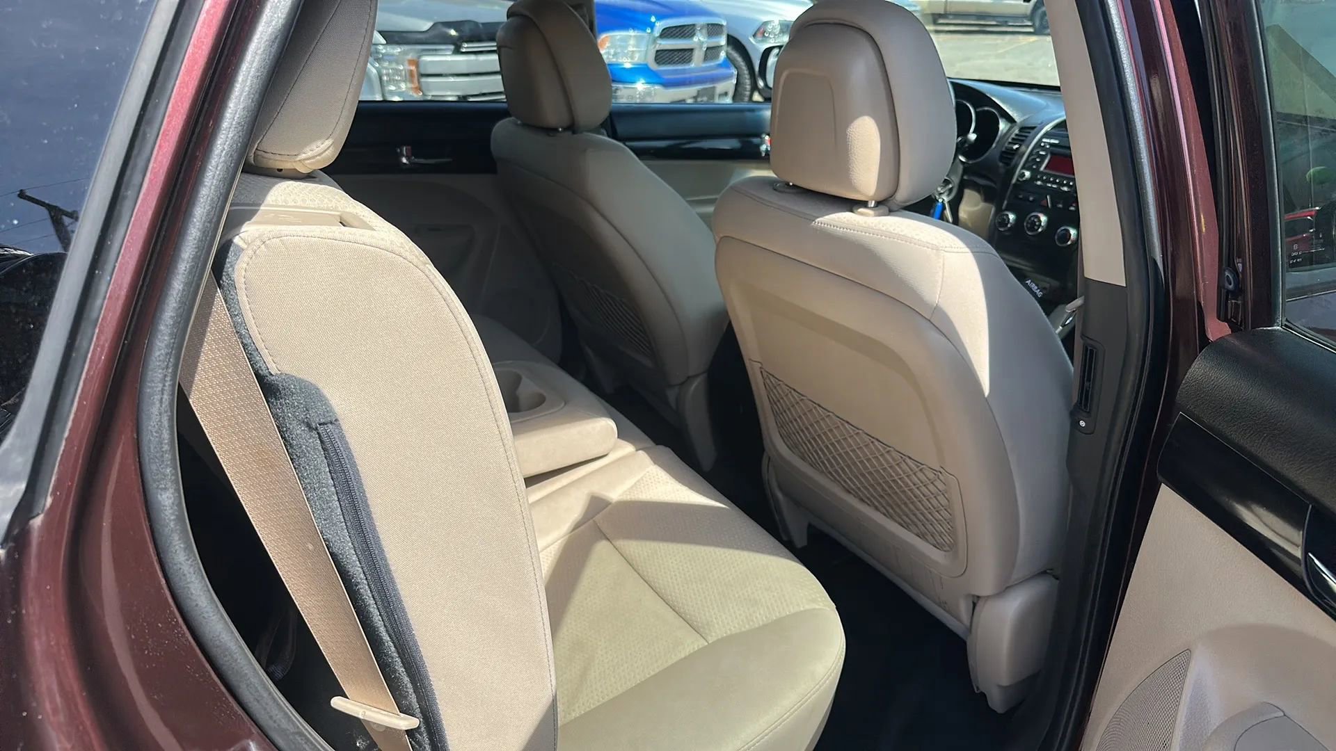 Used 2013 Kia Sorento LX image 12