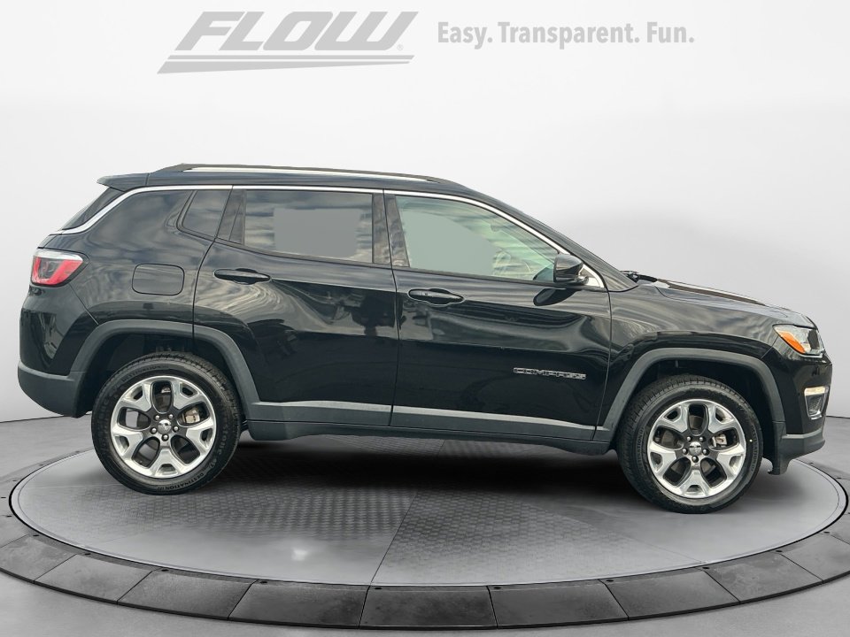 Used 2018 Jeep Compass Limited w/ Navigation Group image 9