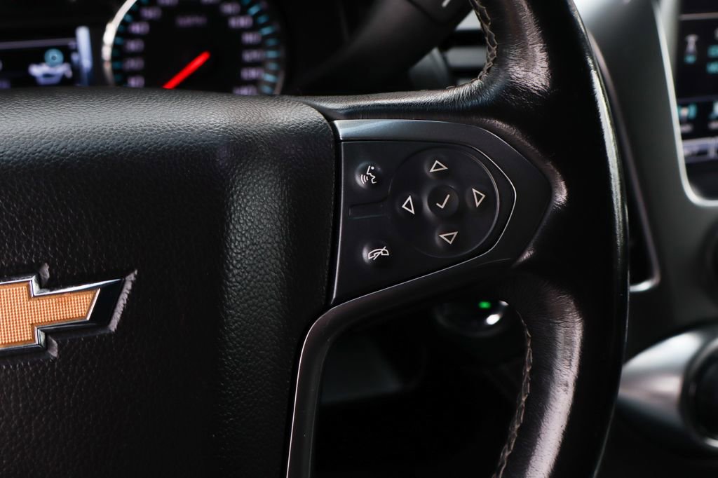 Used 2019 Chevrolet Suburban Premier image 30