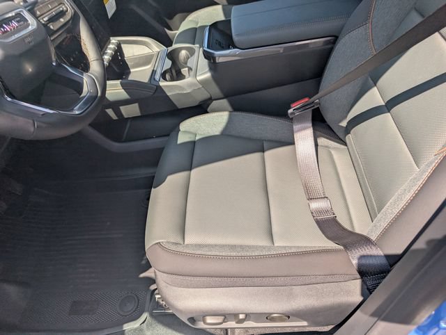 New 2027 GMC Terrain AT4 w/ Convenience Package III AWD/4WD image 21
