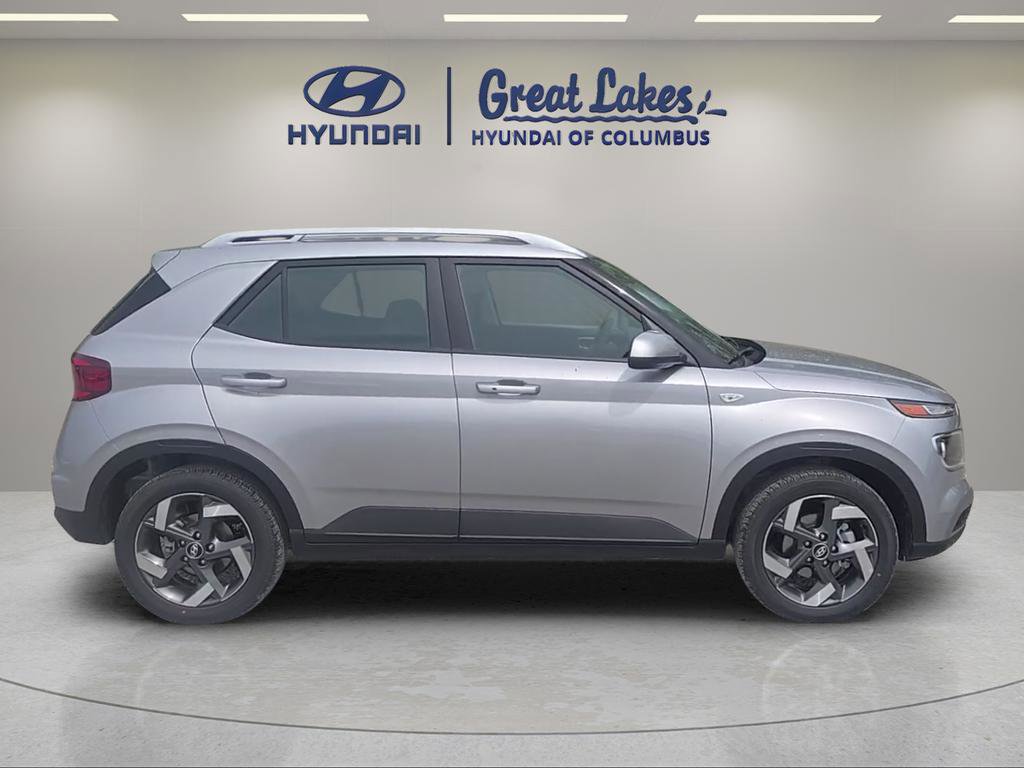 New 2026 Hyundai Venue SEL FWD image 6