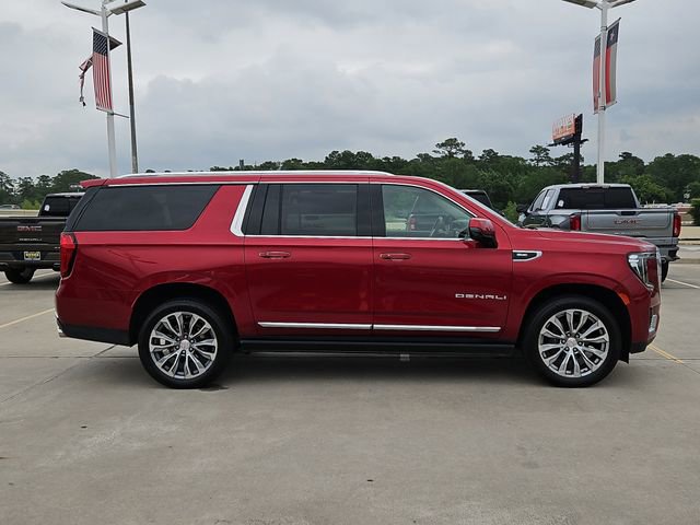 Used 2021 GMC Yukon XL Denali w/ Denali Premium Package RWD image 4