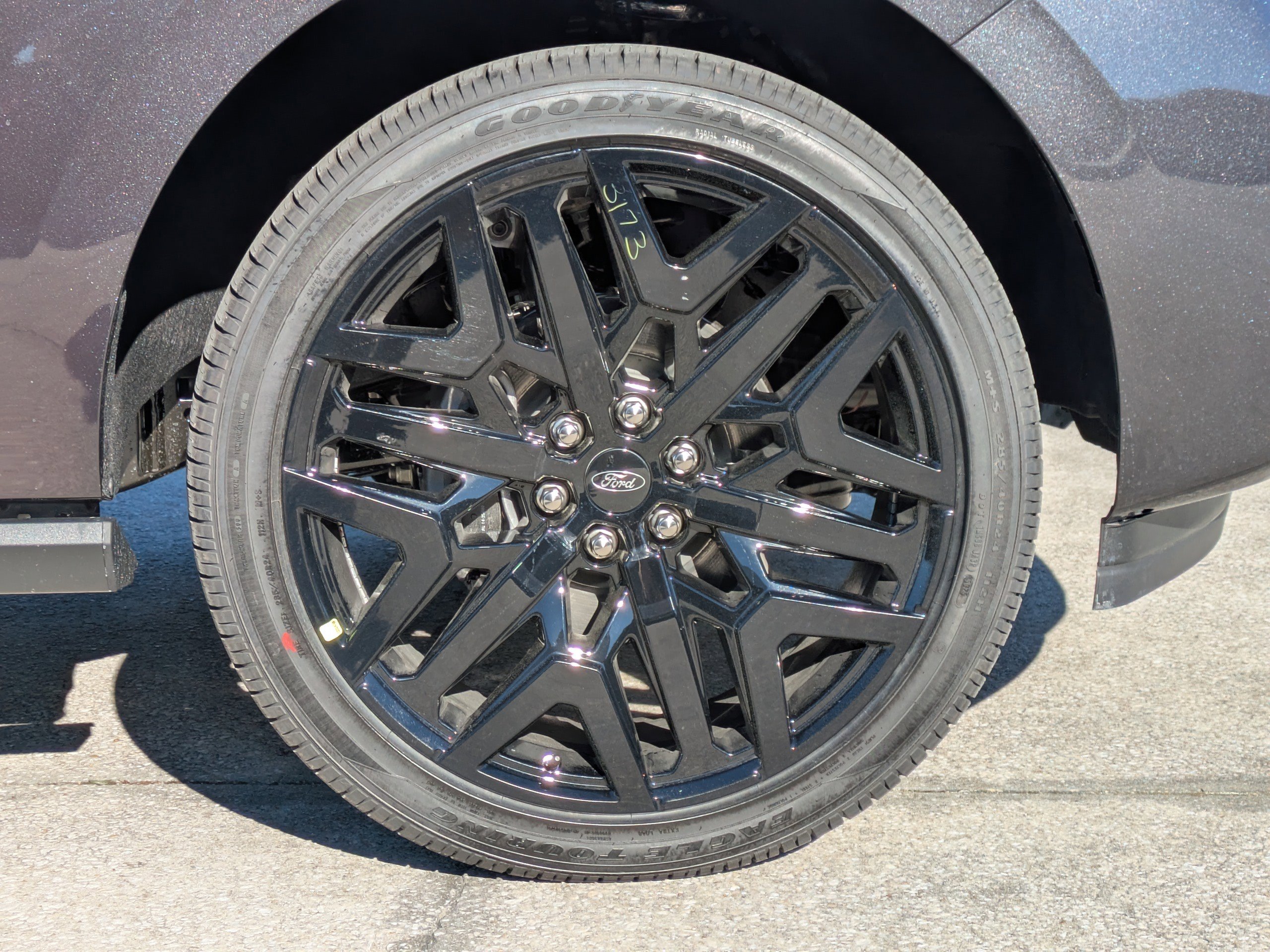 New 2026 Ford Expedition Max Platinum w/ Stealth Performance Package image 11