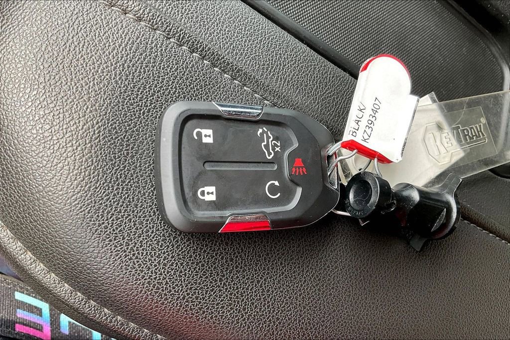 Used 2019 Chevrolet Silverado 1500 RST w/ True North Edition AWD/4WD image 14