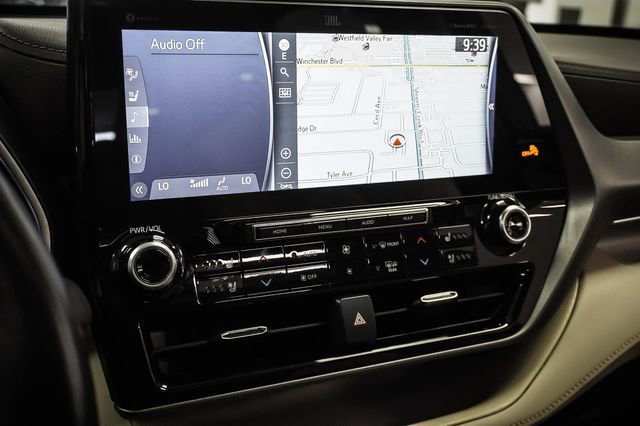 Used 2022 Toyota Highlander Limited AWD/4WD image 15