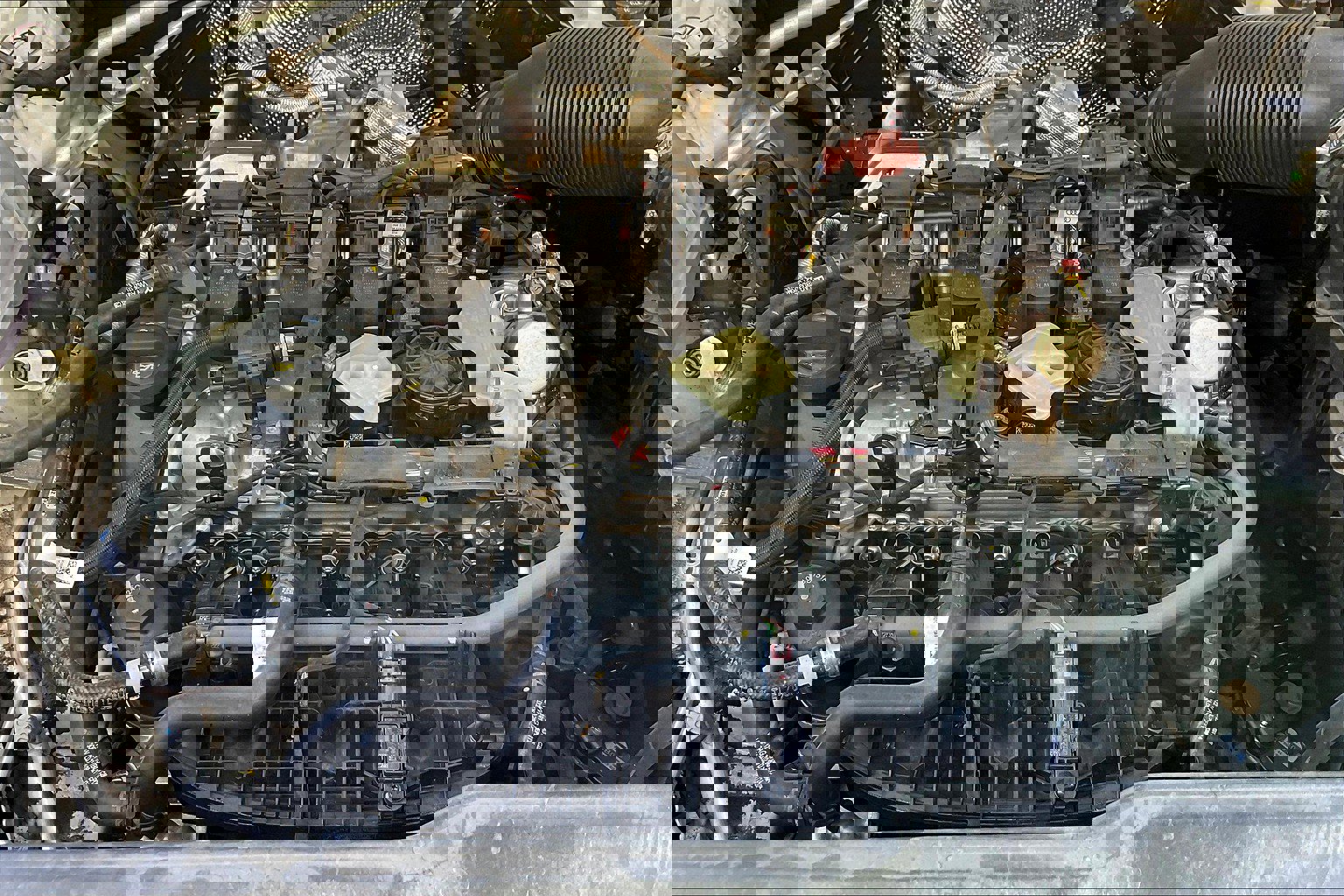 Used 2024 Volkswagen Atlas Peak Edition SEL image 32