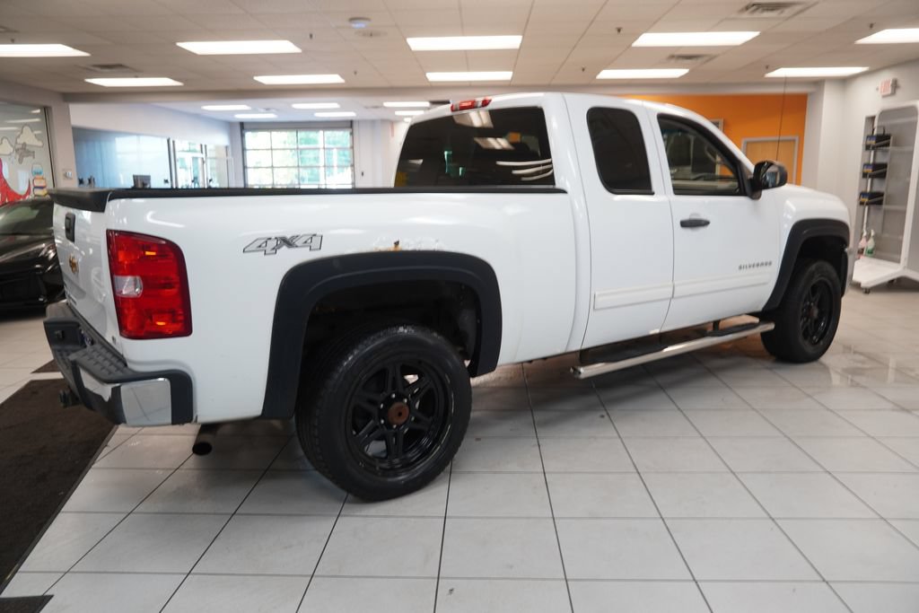 Used 2012 Chevrolet Silverado 1500 LT w/ All-Star Edition AWD/4WD image 10