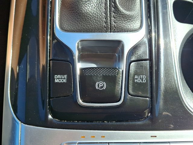 Certified 2024 Kia Carnival EX FWD image 26