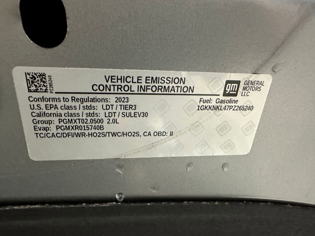 Certified 2023 GMC Acadia SLE w/ Driver Convenience Package image 40