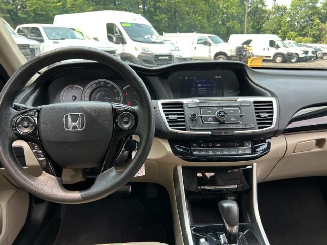 Used 2017 Honda Accord LX image 11