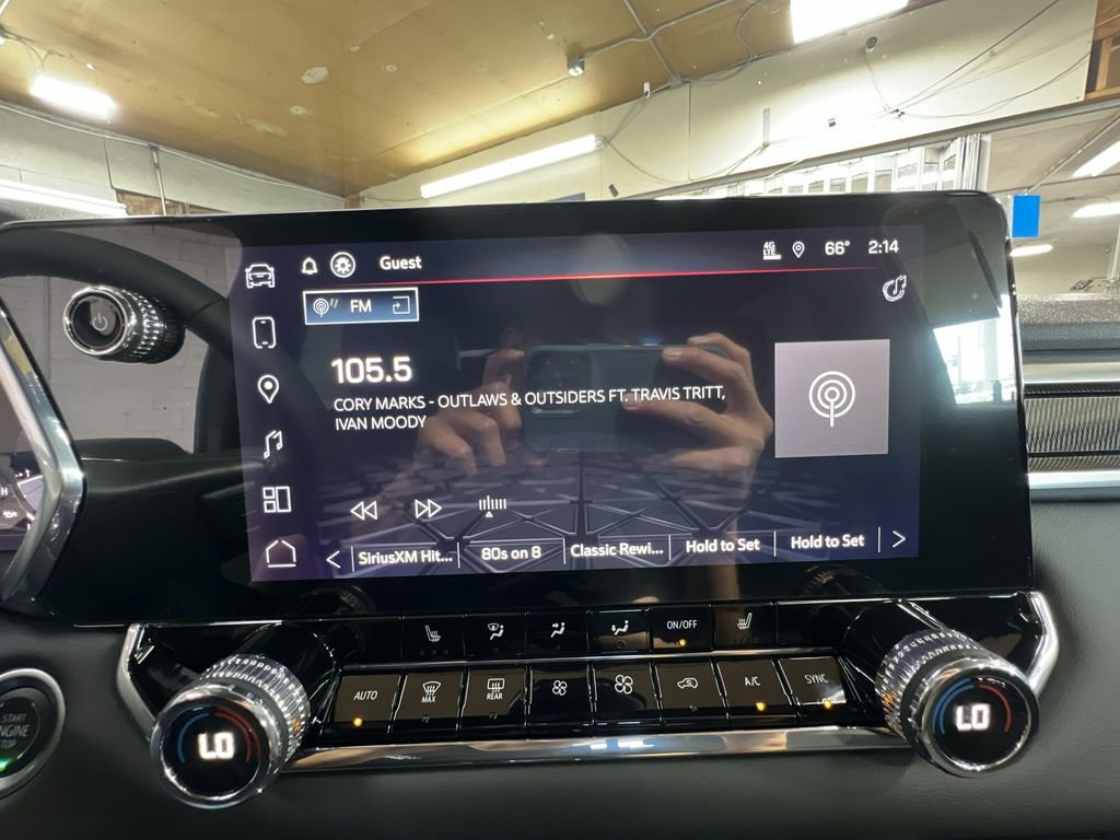 New 2025 GMC Canyon Elevation w/ Convenience Package image 13