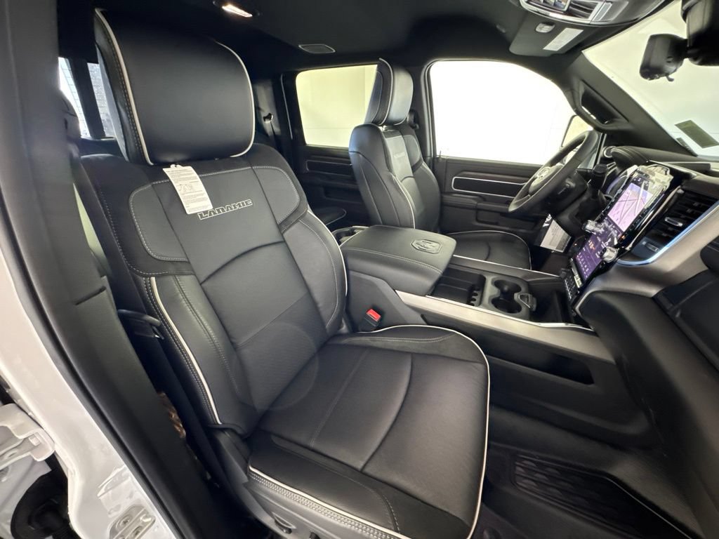 New 2027 RAM 5500 4x4 Crew Cab w/ Laramie Trim Package image 37