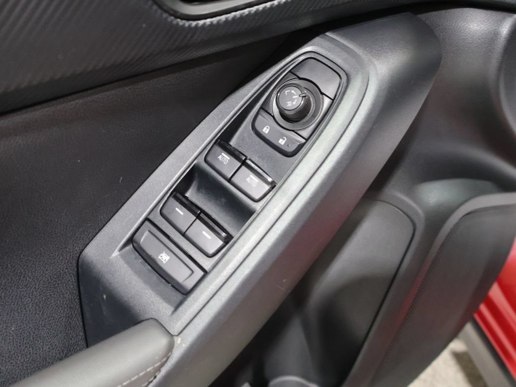 Used 2025 Subaru Crosstrek 2.5i Premium AWD/4WD image 13