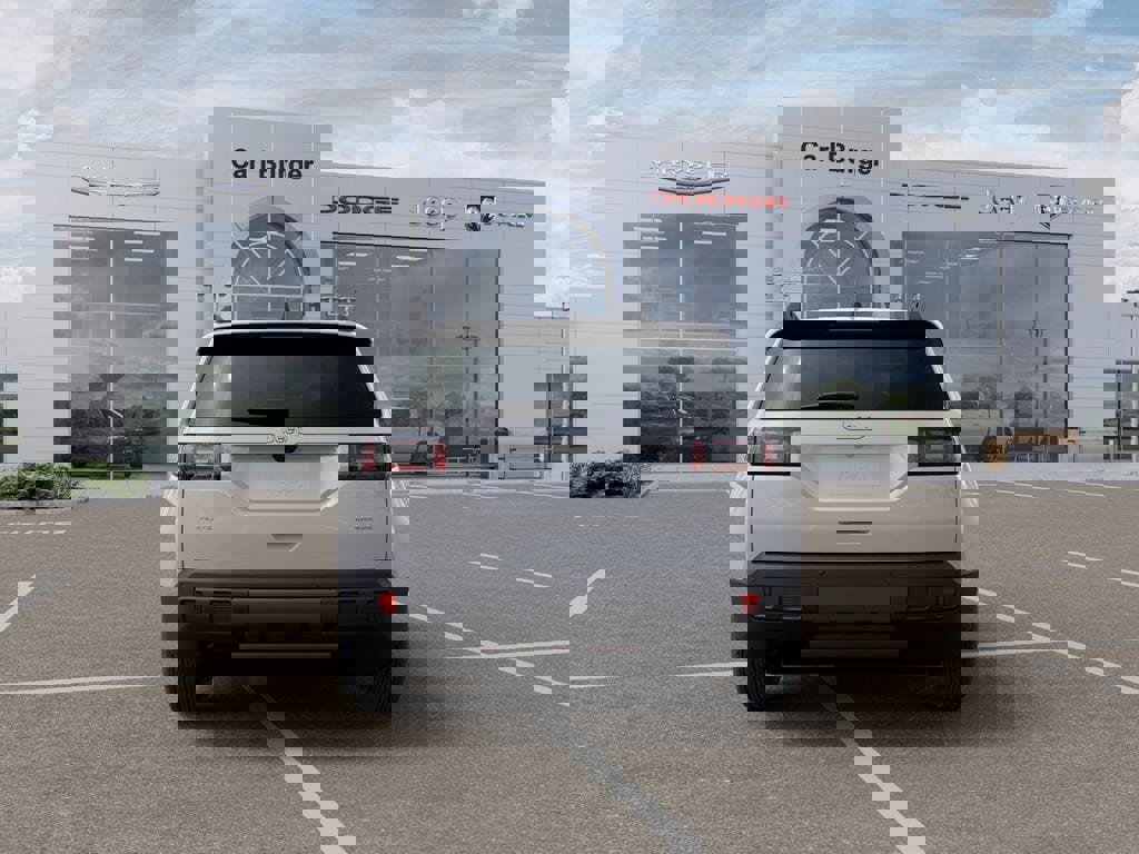 New 2026 Jeep Cherokee Laredo image 7