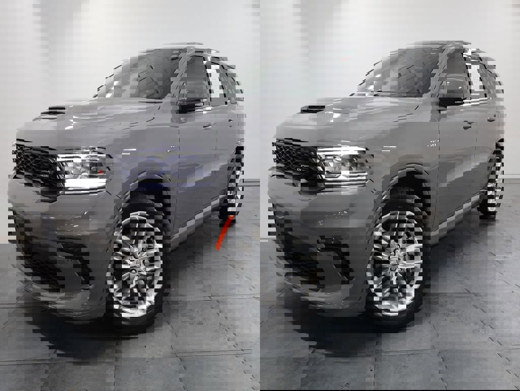 Used 2022 Dodge Durango R/T w/ Trailer Tow Group IV image 3