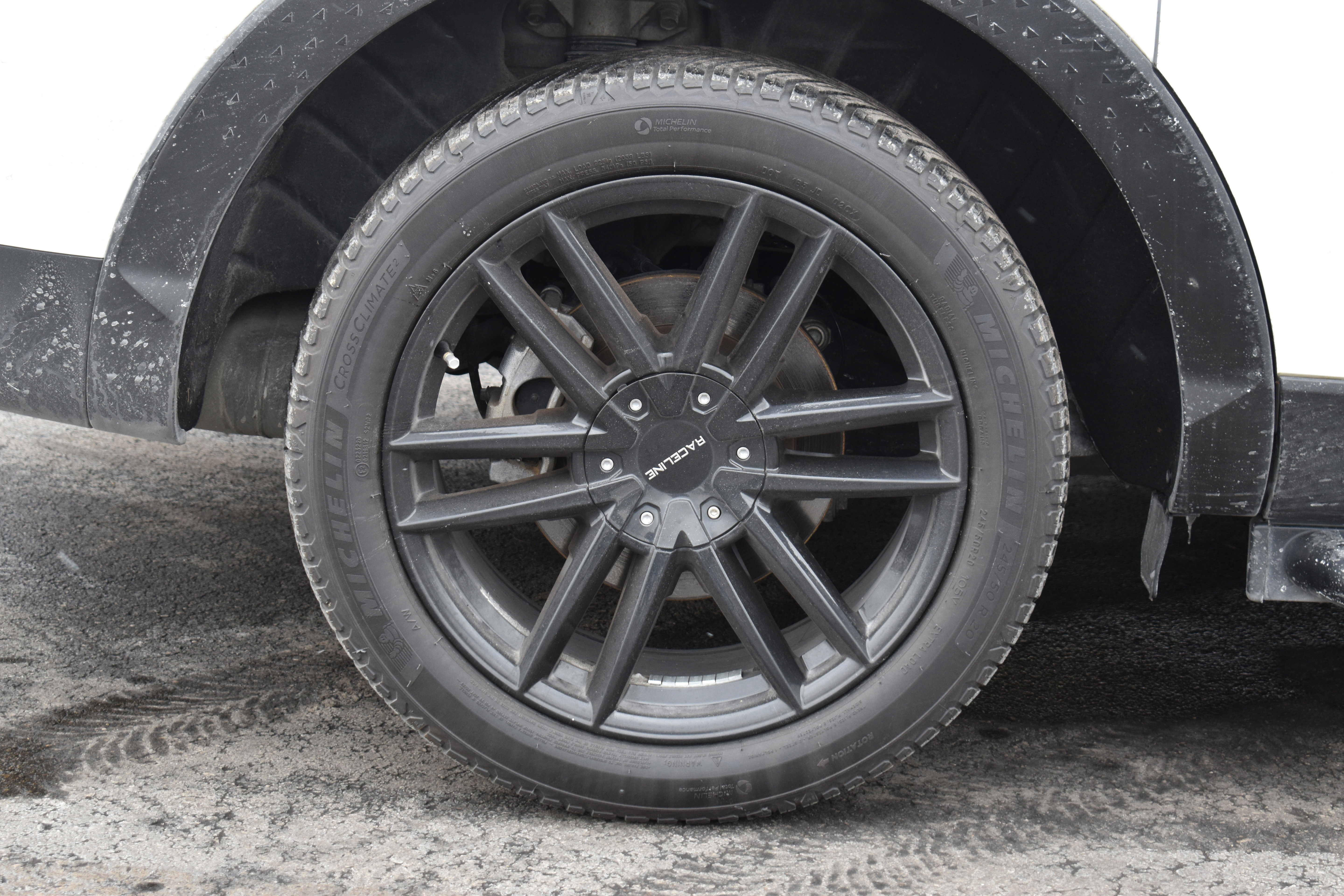 Used 2023 Hyundai Santa Cruz Limited w/ Cargo Package image 44