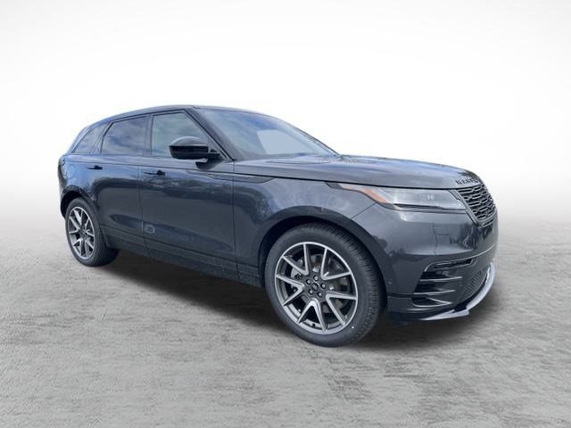 New 2026 Land Rover Range Rover Velar Dynamic SE image 3