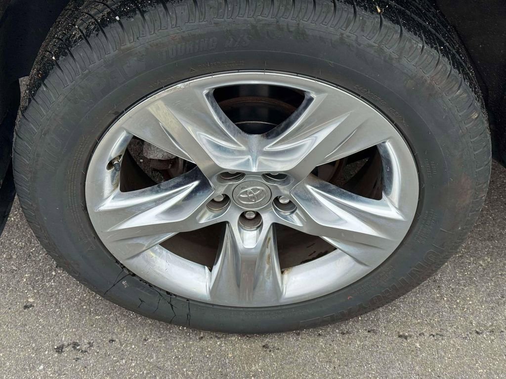 Used 2015 Toyota Highlander Limited Platinum image 10