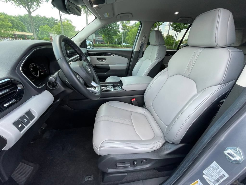 Certified 2025 Honda Pilot EX-L image 27