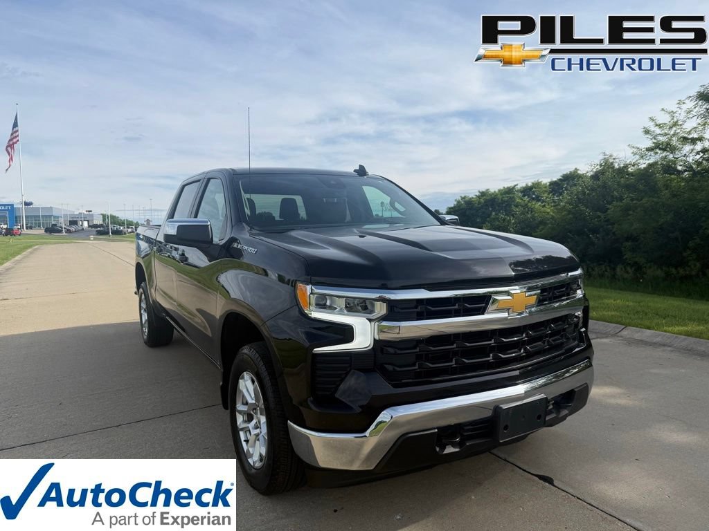 Used 2023 Chevrolet Silverado 1500 LT AWD/4WD image 1