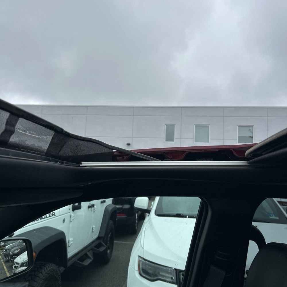 Used 2020 Dodge Durango GT w/ Blacktop Package AWD/4WD image 11