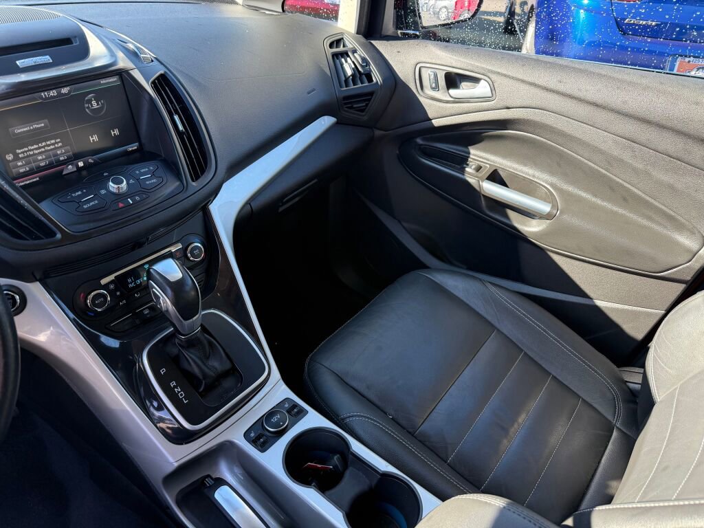 Used 2015 Ford C-MAX SEL image 15