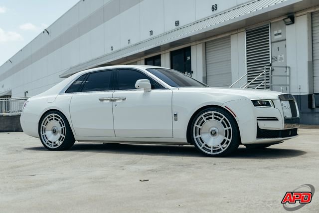 Used 2022 Rolls-Royce Ghost w/ Ghost Package image 55