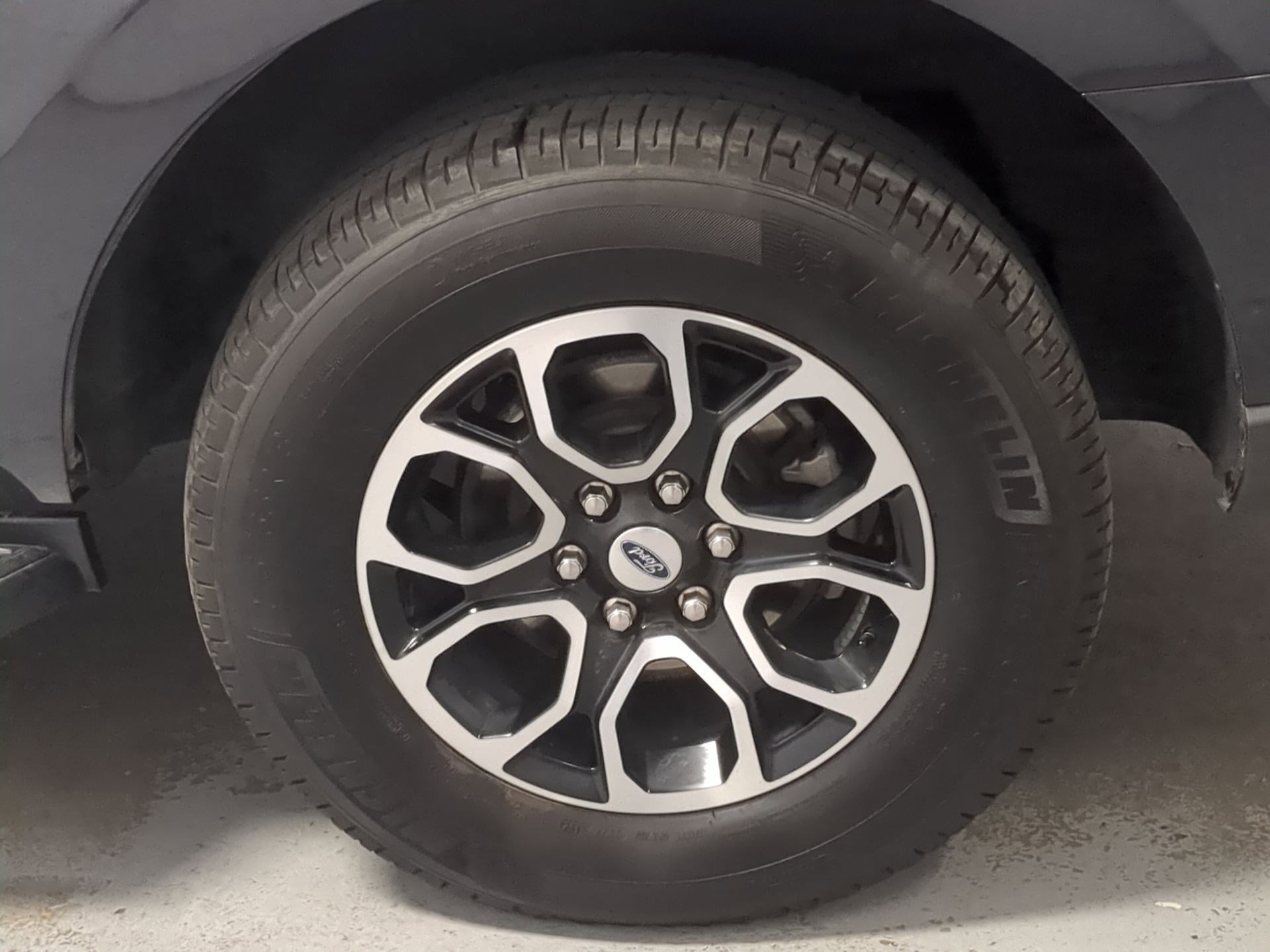 Used 2024 Ford Expedition XLT image 21