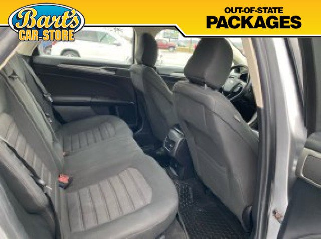 Used 2020 Ford Fusion SE image 9