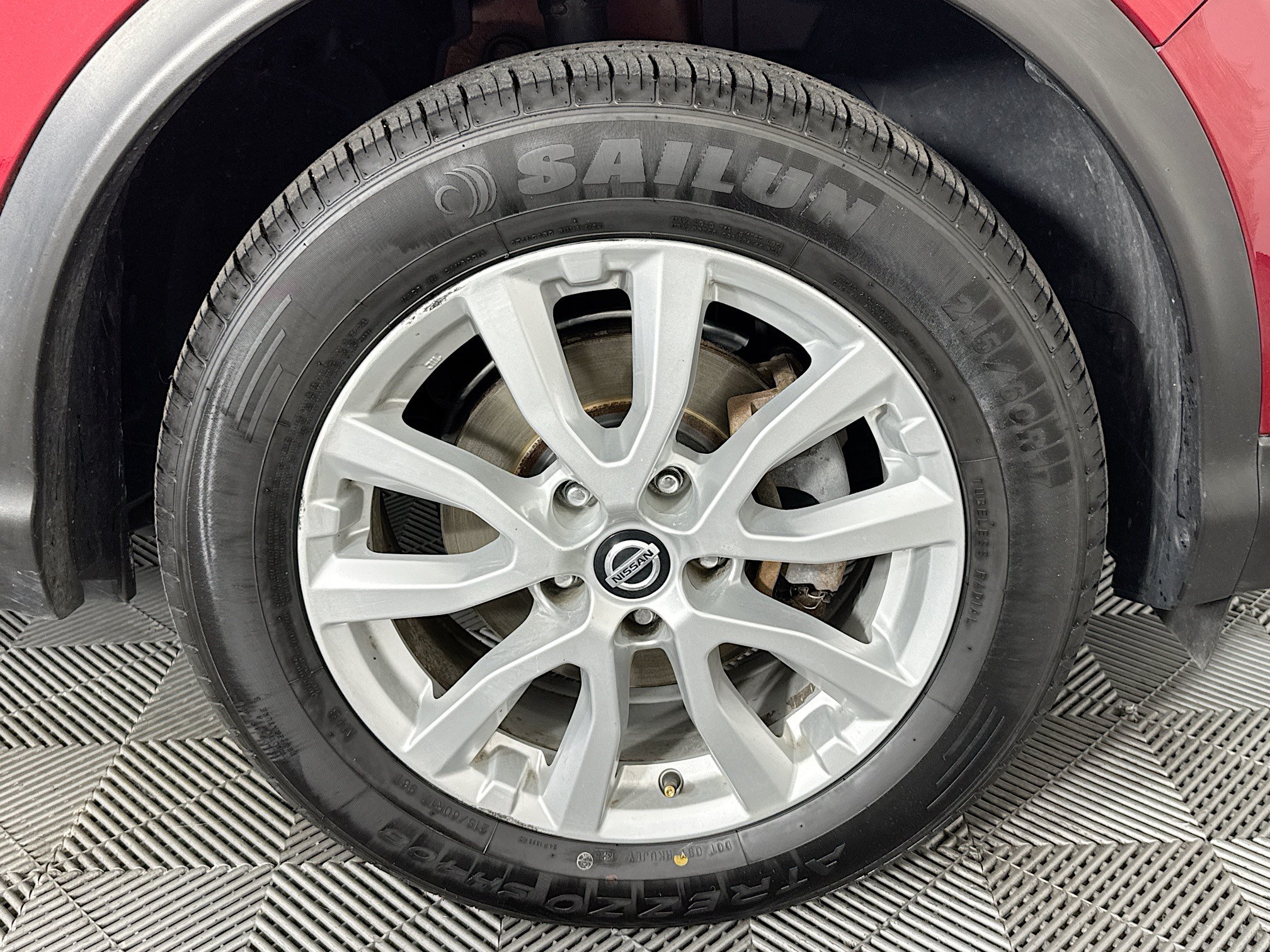 Used 2020 Nissan Rogue Sport SV w/ All-Weather Package AWD/4WD image 30