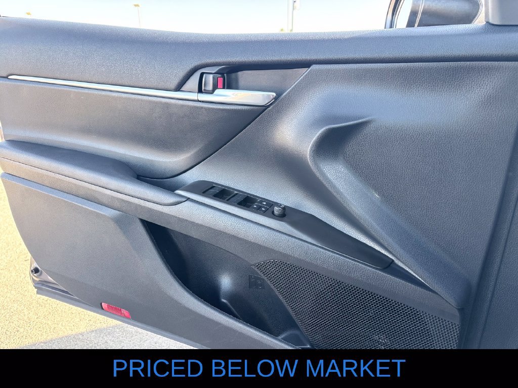Used 2023 Toyota Camry SE w/ Protection Package (Q2) (TMS) FWD image 11