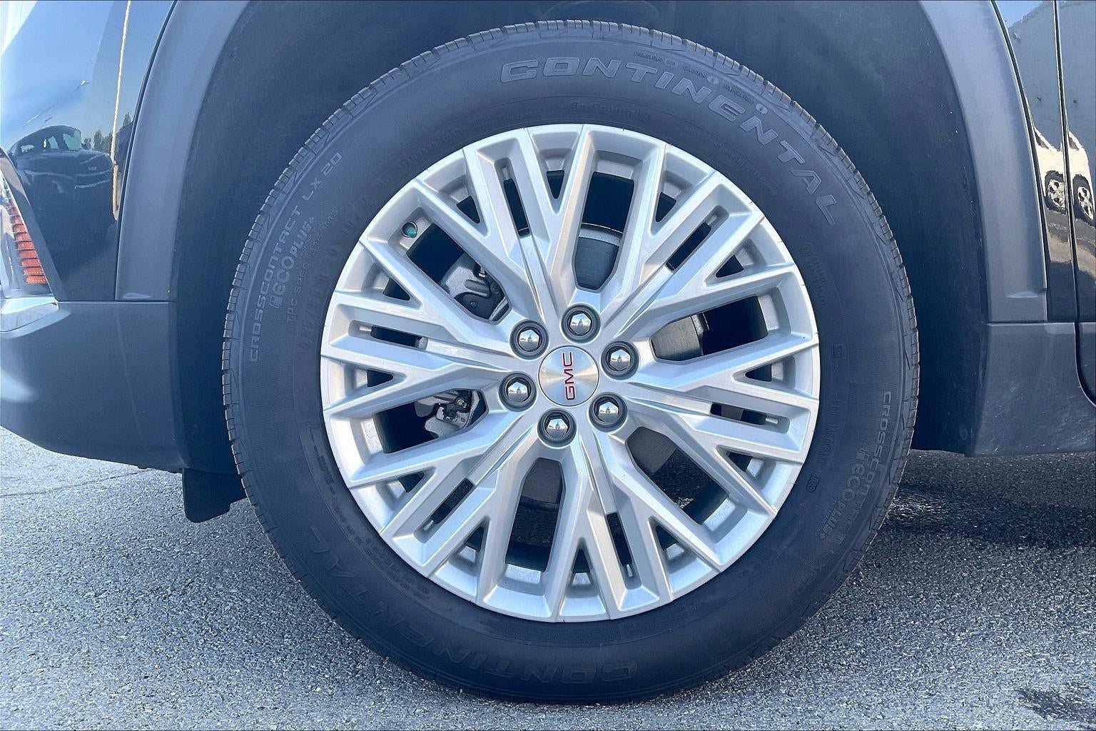 Used 2026 GMC Acadia Elevation w/ Elevation Premium Package FWD image 9