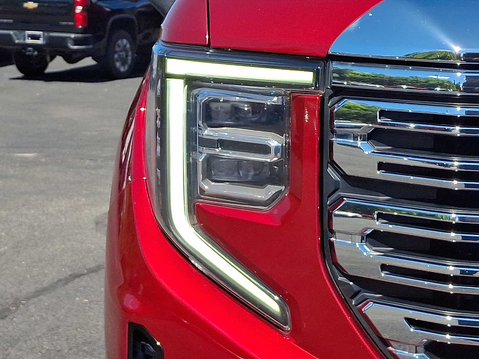 Used 2023 GMC Sierra 1500 Denali w/ Denali Reserve Package AWD/4WD image 9