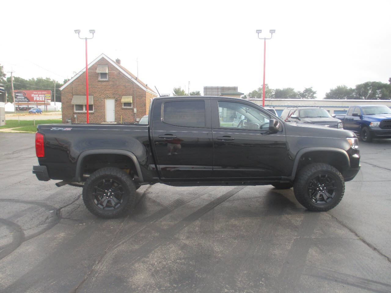 Used 2022 Chevrolet Colorado ZR2 w/ ZR2 Midnight Special Edition image 6