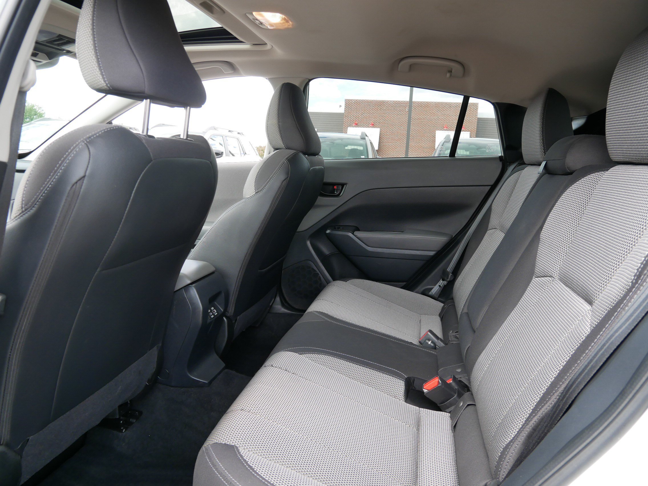 Certified 2024 Subaru Crosstrek 2.0i Premium AWD/4WD image 33