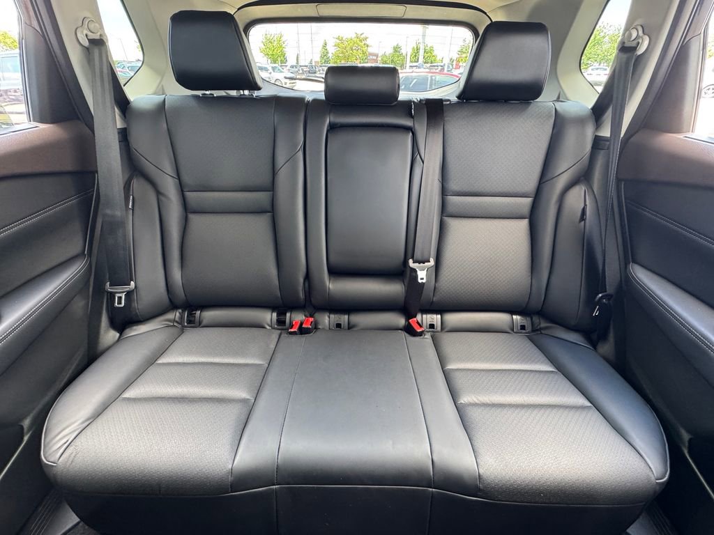 Used 2023 Nissan Rogue SV w/ SV Premium B Package AWD/4WD image 30