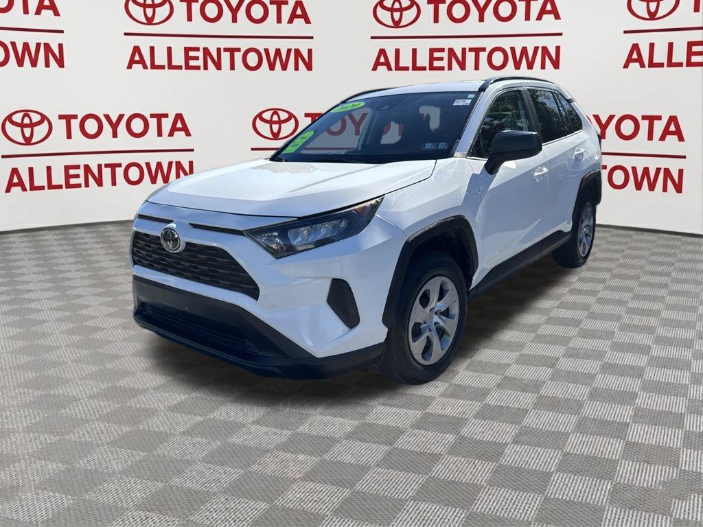 Used 2020 Toyota RAV4 LE FWD image 11