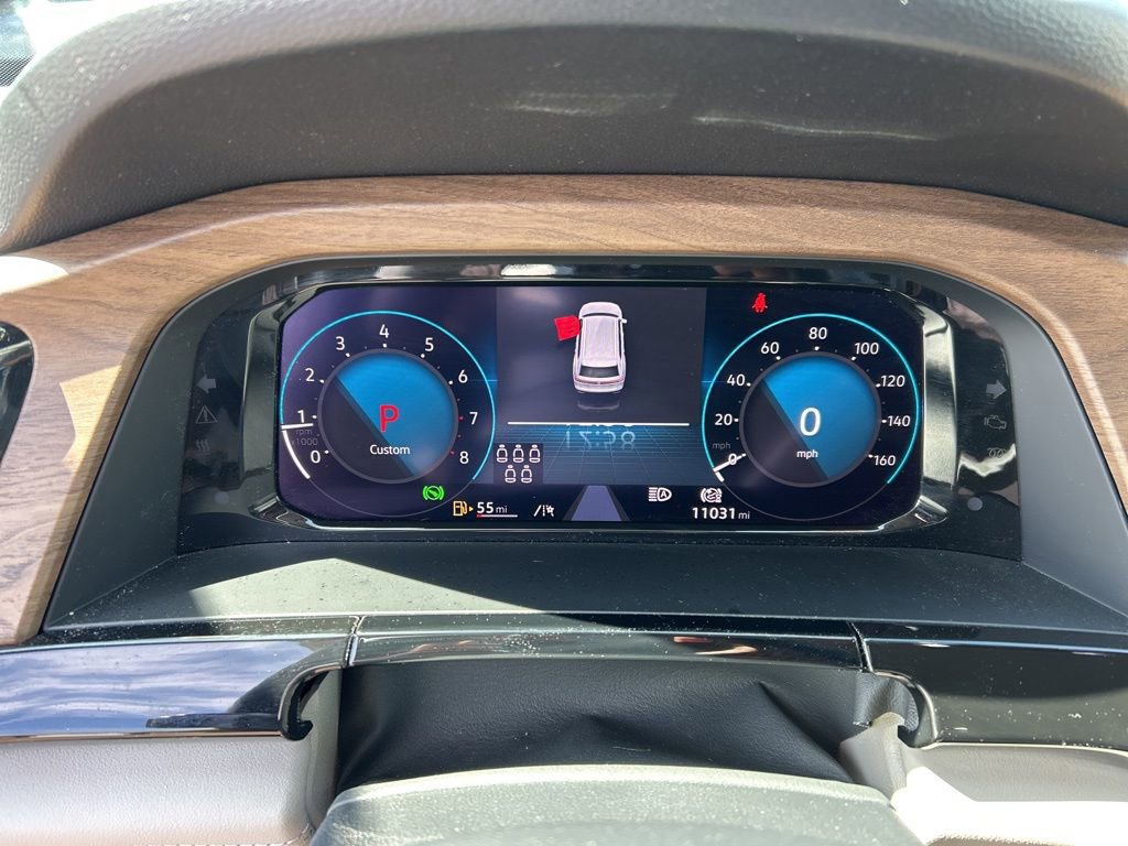 Used 2025 Volkswagen Atlas SE image 9